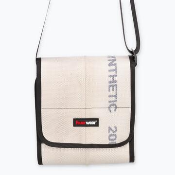 Umhängetasche Carl - c202932