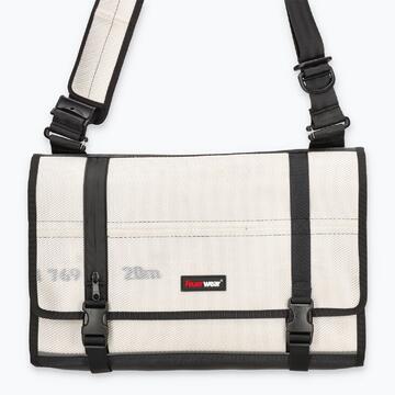 Messenger Bag Gordon 18L - x8201661