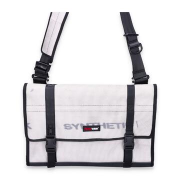 Messenger Bag Gordon 18L - x8201710